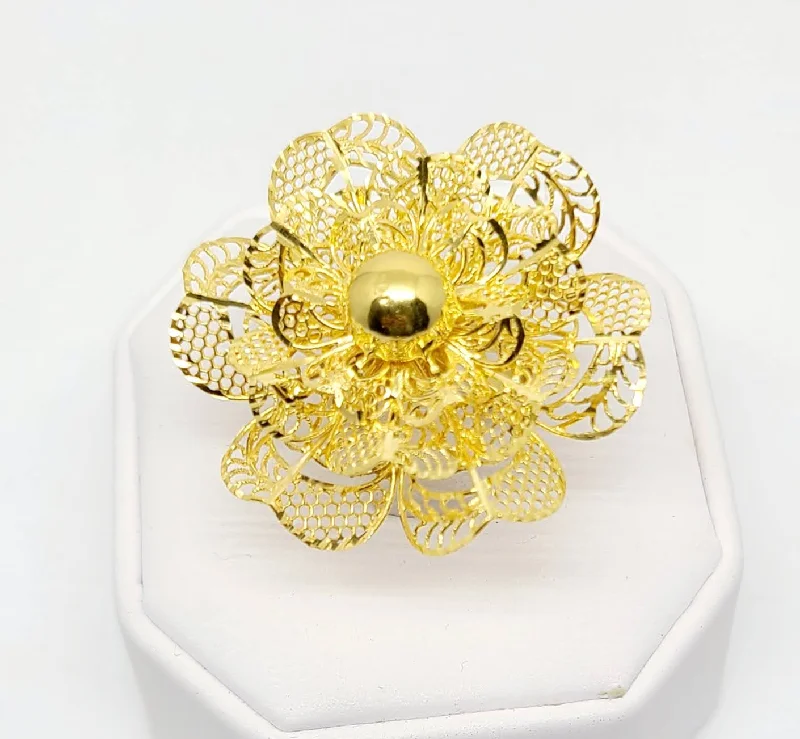 luxury diamond ring for special occasions -21K Gold Flower Ring