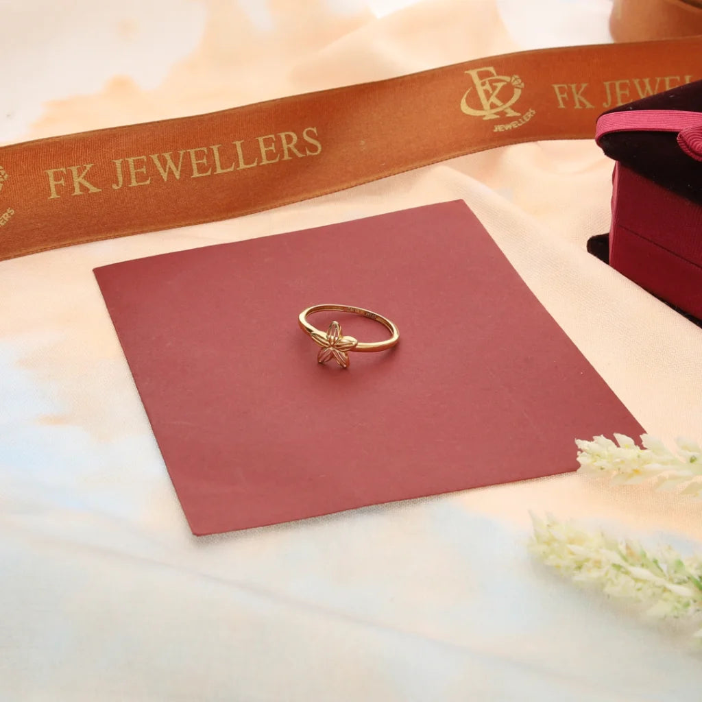 men’s wedding band with diamonds -Gold Flower Shaped Ring 18KT - FKJRN18K7339